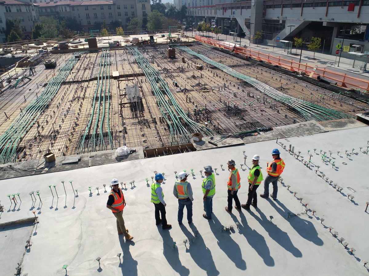 Construction materials and building site